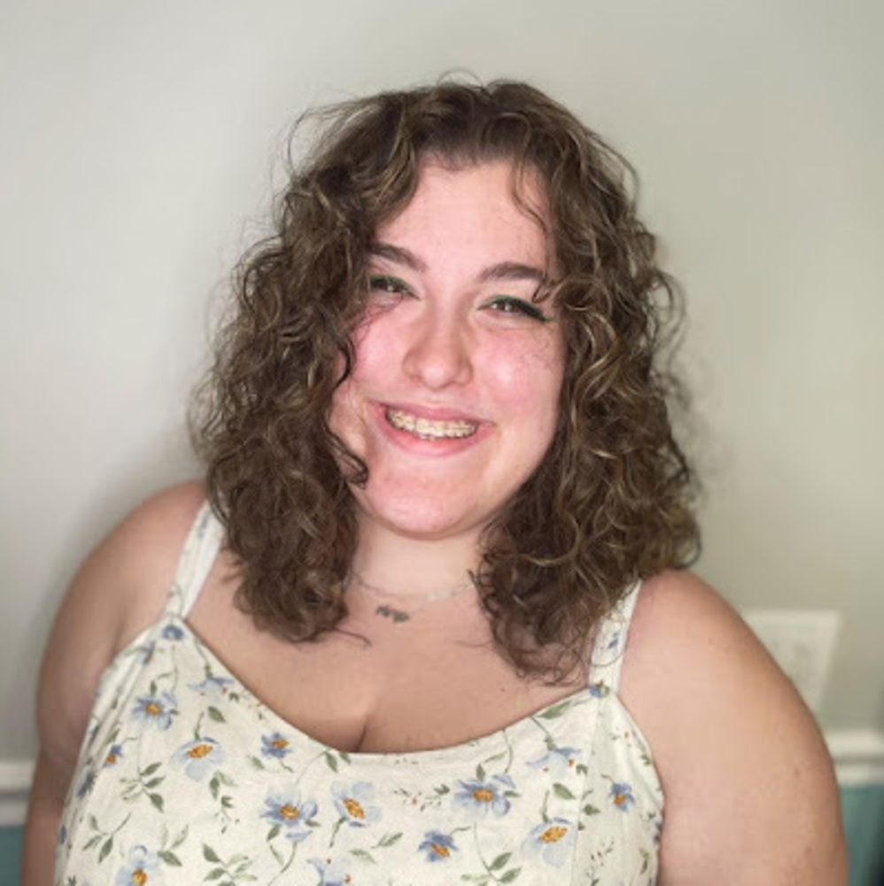 Meet your Posher, Olivia